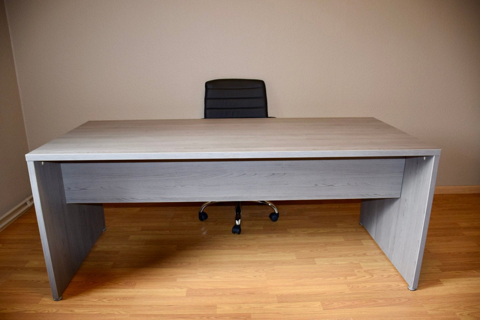 Ruim bureau 180  80 cm + bureaustoel / Prenuptia, Ophalen, Zo goed als nieuw
