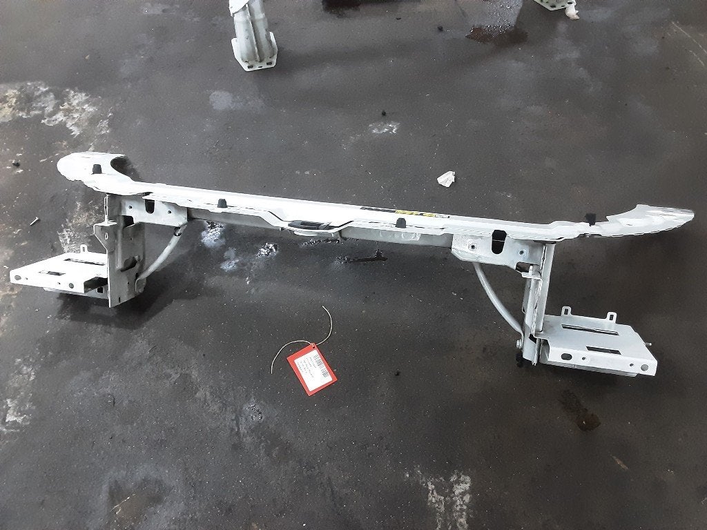 FACE AVANT Range Rover Evoque II (LZC / LZS / LZH), Land Rover, Mevr. I. Hauben, Utilisé, Rue de l'Espoir 34 34
4030  GRIVEGNÉE, BE