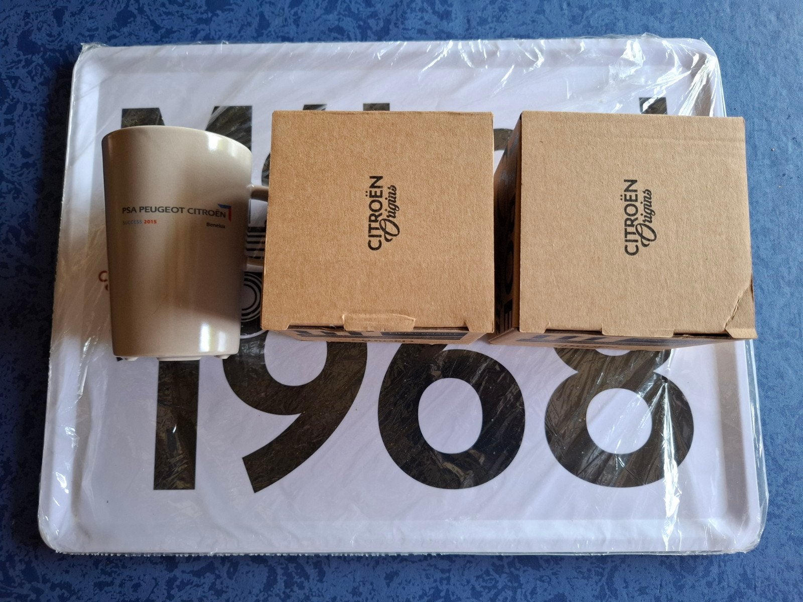 Lot d'un plateau et 3 tasses Citroën, Collections, Enlèvement