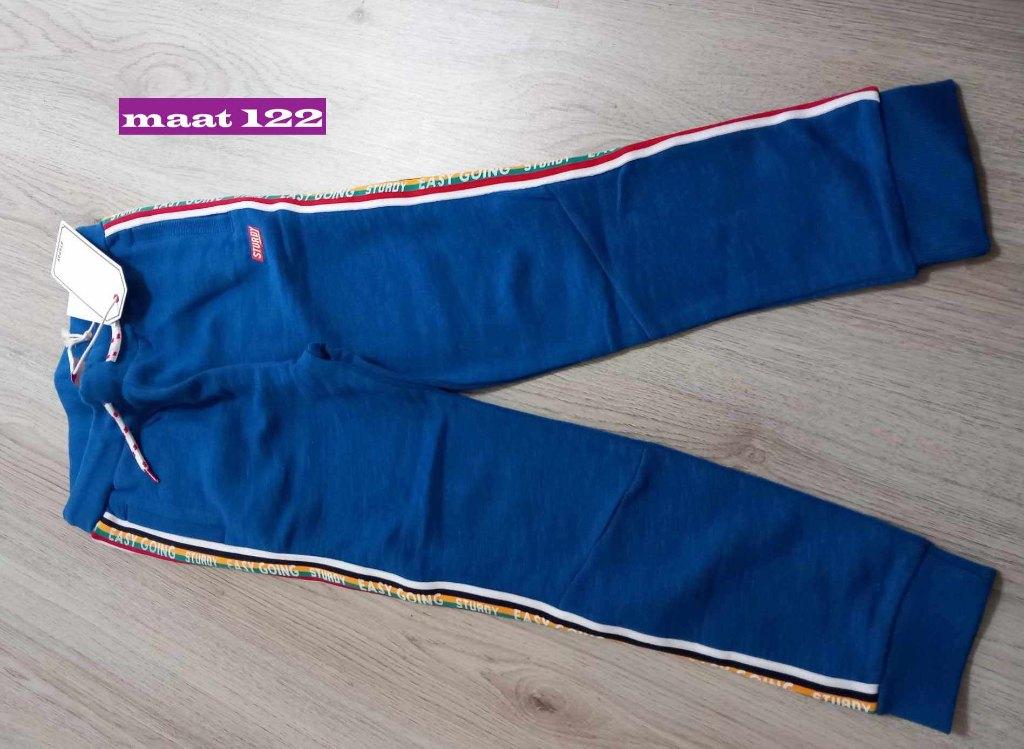 NIEUWE joggingbroek M 122, Kinderen en Baby's, Kinderkleding | Maat 122, Ophalen of Verzenden, Nieuw, Jongen