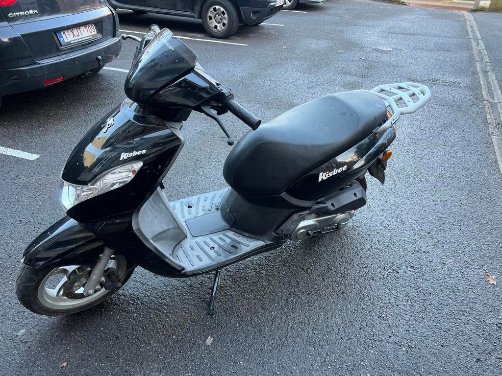 Peugeot Kisbee zwart, Ophalen, Gebruikt, Klasse A (25 km/u), Benzine