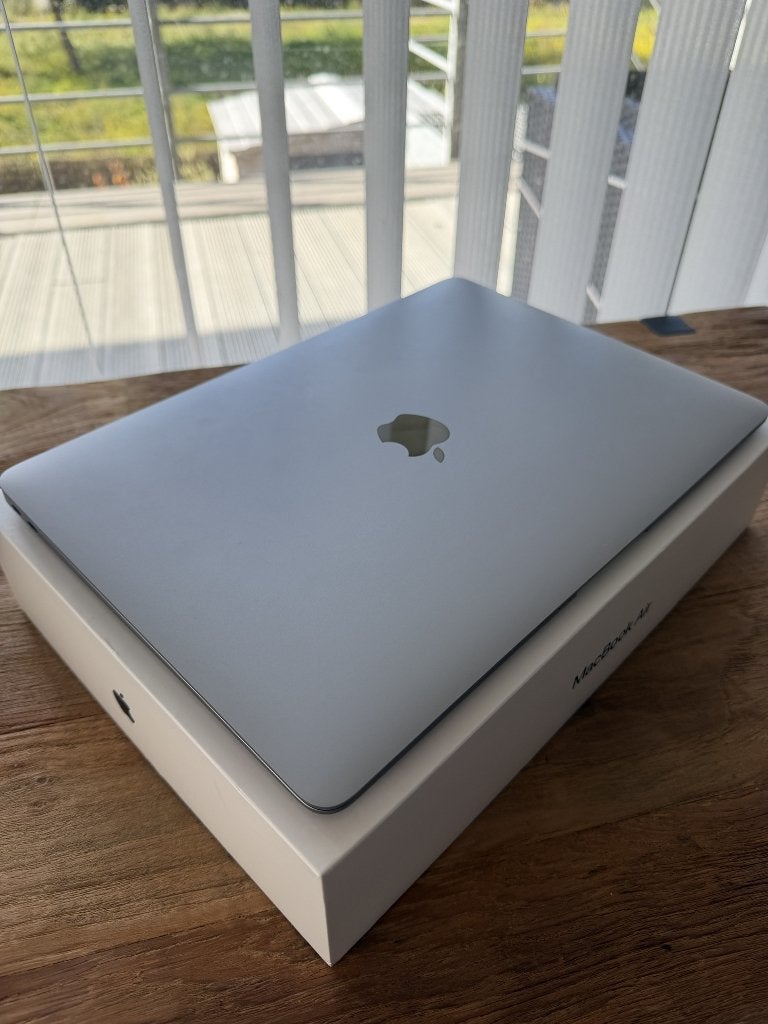 MacBook Air 13" Retina (2018/2019, A1932), Informatique & Logiciels, Qwerty, Moins de 2 Ghz, Utilisé, 128 GB ou moins