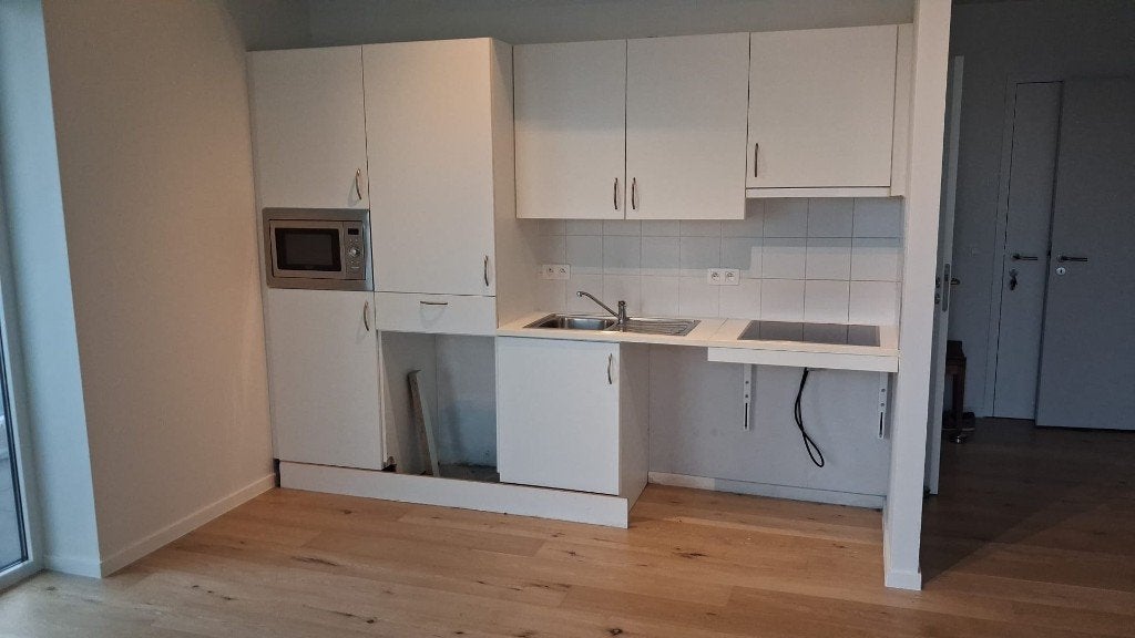 Compacte keuken - incl. koelkast en inductie-kookplaat, Maison & Meubles, Cuisine | Cuisines complètes, Bois, Enlèvement, Utilisé
