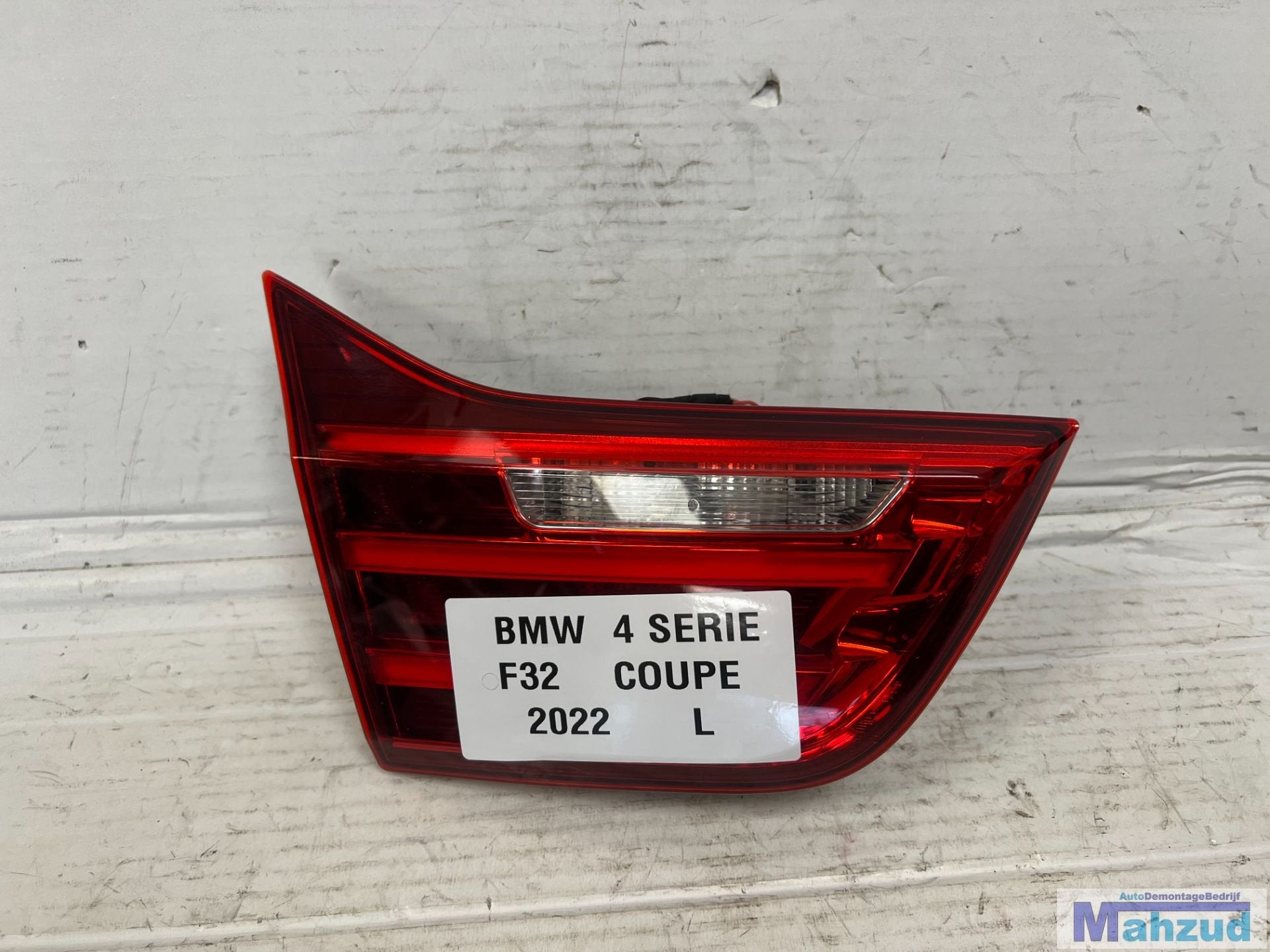 BMW 4 SERIE F32 Links binnen achterlicht 63217296101, Petuelring 130
80788  Munich, DE, Gebruikt, Info@bmw.de, BMW