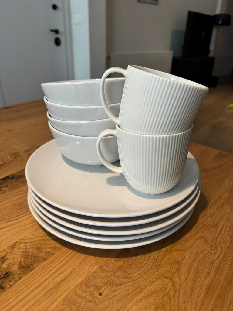 Mugs - blancs - pièce d'un ensemble, Maison & Meubles, Enlèvement, Comme neuf, Uni, Tasse(s) et/ou soucoupe(s)