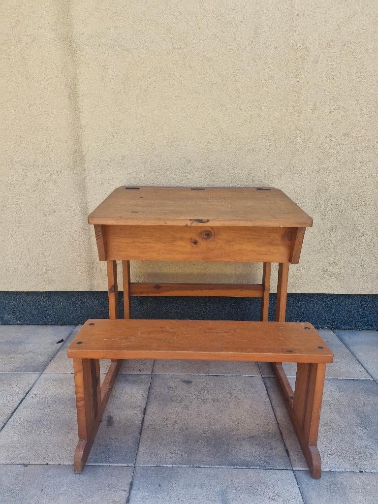 KINDERBUREAU, Huis en Inrichting, Ophalen, Gebruikt