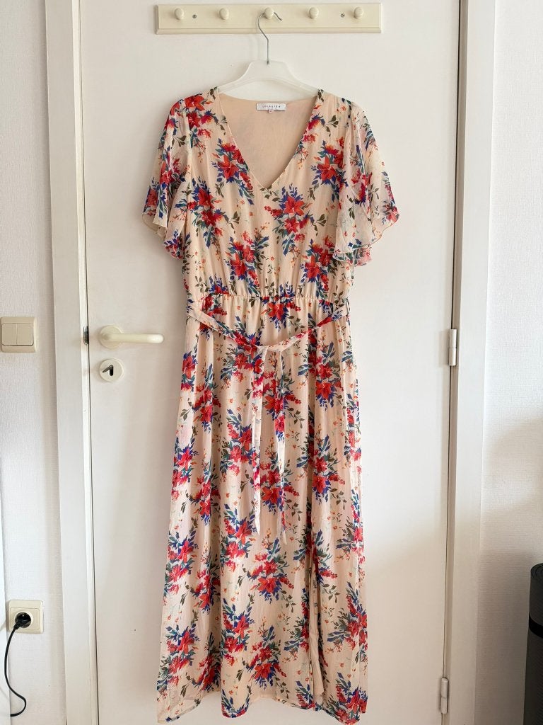 LolaLiza - lange jurk met bloemenprint - maat 40, Kleding | Dames, Jurken, Maat 38/40 (M), Nieuw, Roze, Onder de knie