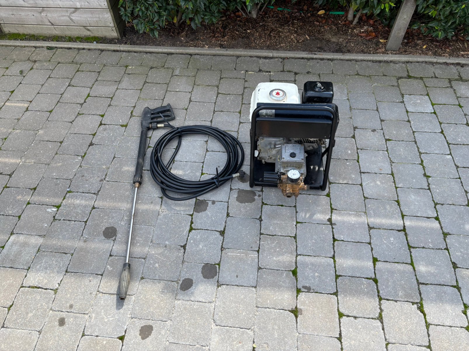 Hogedrukreiniger benzine honda / kranzle, Jardin & Terrasse, Enlèvement, Utilisé, Essence, Avec pression d'eau réglable