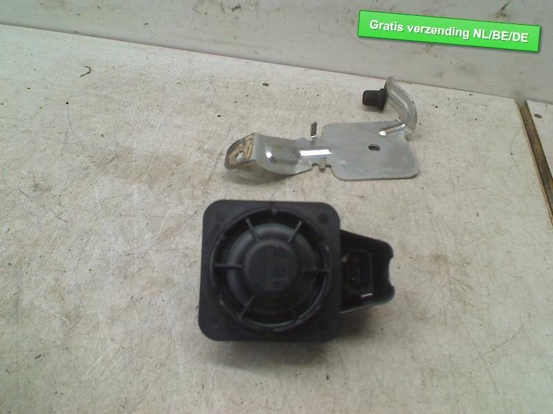 SIRENE D'ALARME Audi A3 Sportback (8VA / 8VF) (5Q0951605), Auto-Union-Straße  1,
85057  Ingolstadt, DE, Info@audi.de, Audi, Utilisé