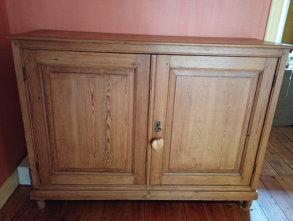 Grand buffet bois style campagnard, Maison & Meubles, Armoires | Buffets, Comme neuf, 100 à 150 cm, 150 à 200 cm, 25 à 50 cm, Avec porte(s)