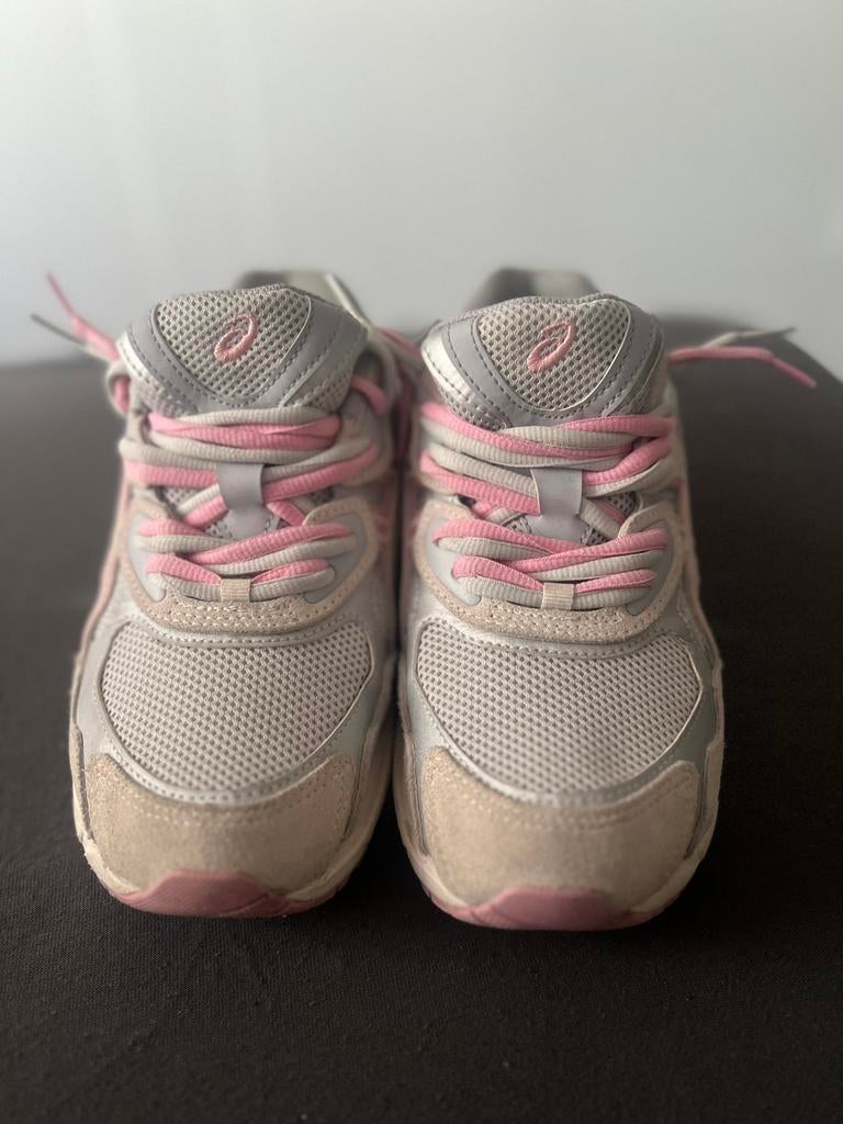 Asics maat 39 roos,grijs, Kleding | Dames, Schoenen, Ophalen, Zo goed als nieuw, Sneakers, Roze