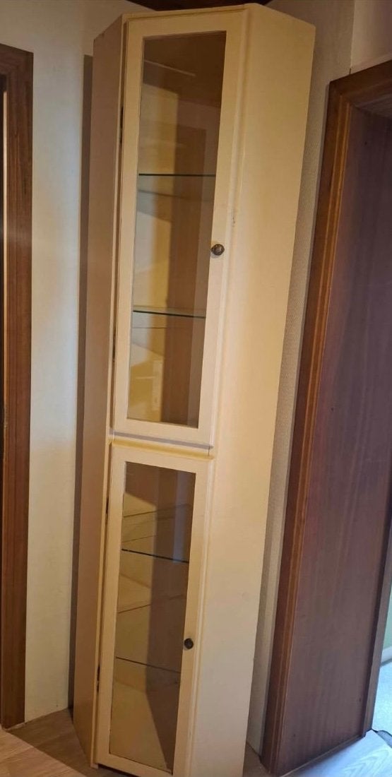 meuble en coin, Enlèvement, Utilisé