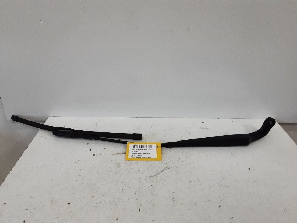 BRAS ESSUIE-GLACE AVANT DROIT Audi S3 Limousine (8VM / 8VS), Auto-Union-Straße  1,
85057  Ingolstadt, DE, Info@audi.de, Audi, Utilisé