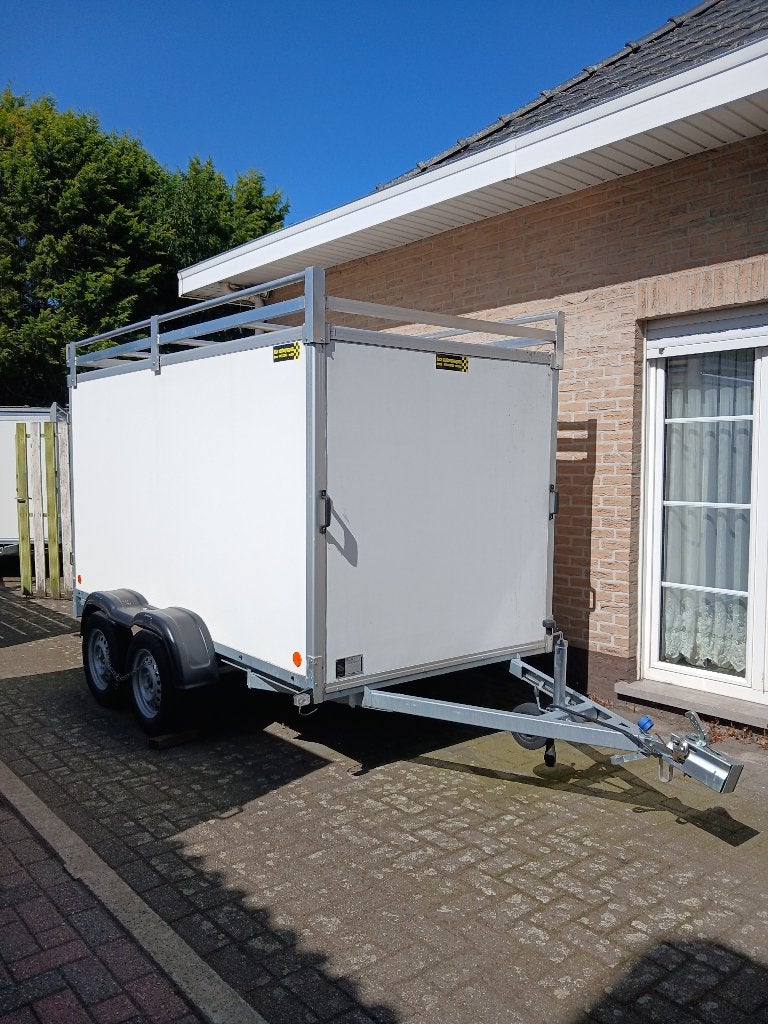 gesloten aanhangwagen, Enlèvement