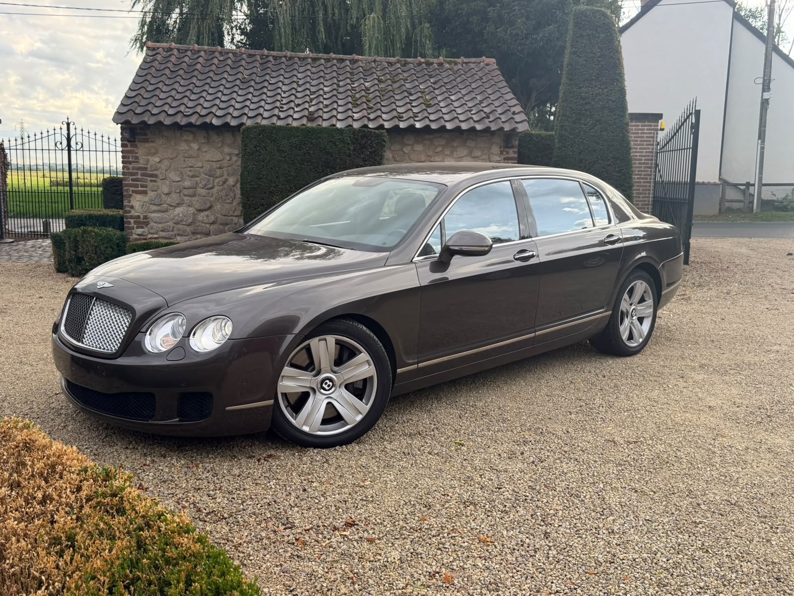 Bentleu Flying Spur 6.0benzinebiturbo gegarand controle, Auto's, Automaat, 12 cilinders, Bedrijf, Vierwielaandrijving