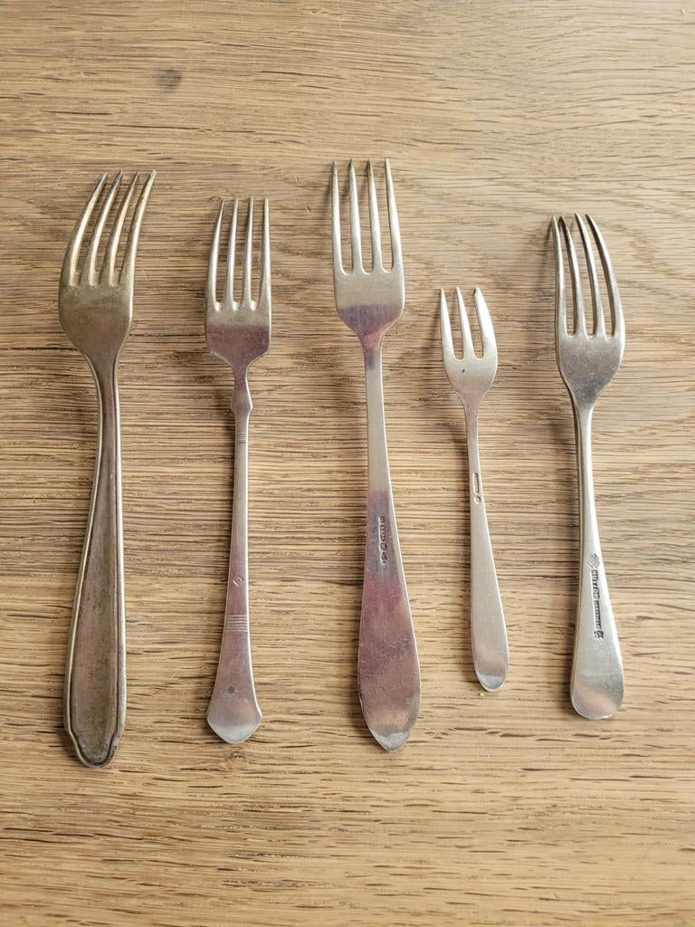 Set van 5 gestanste vorken, Antiek en Kunst, Ophalen of Verzenden