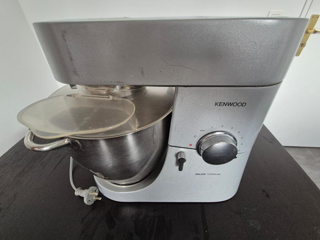 Robot Kenwood Major Titanium – parfait pour pâtisserie et cu