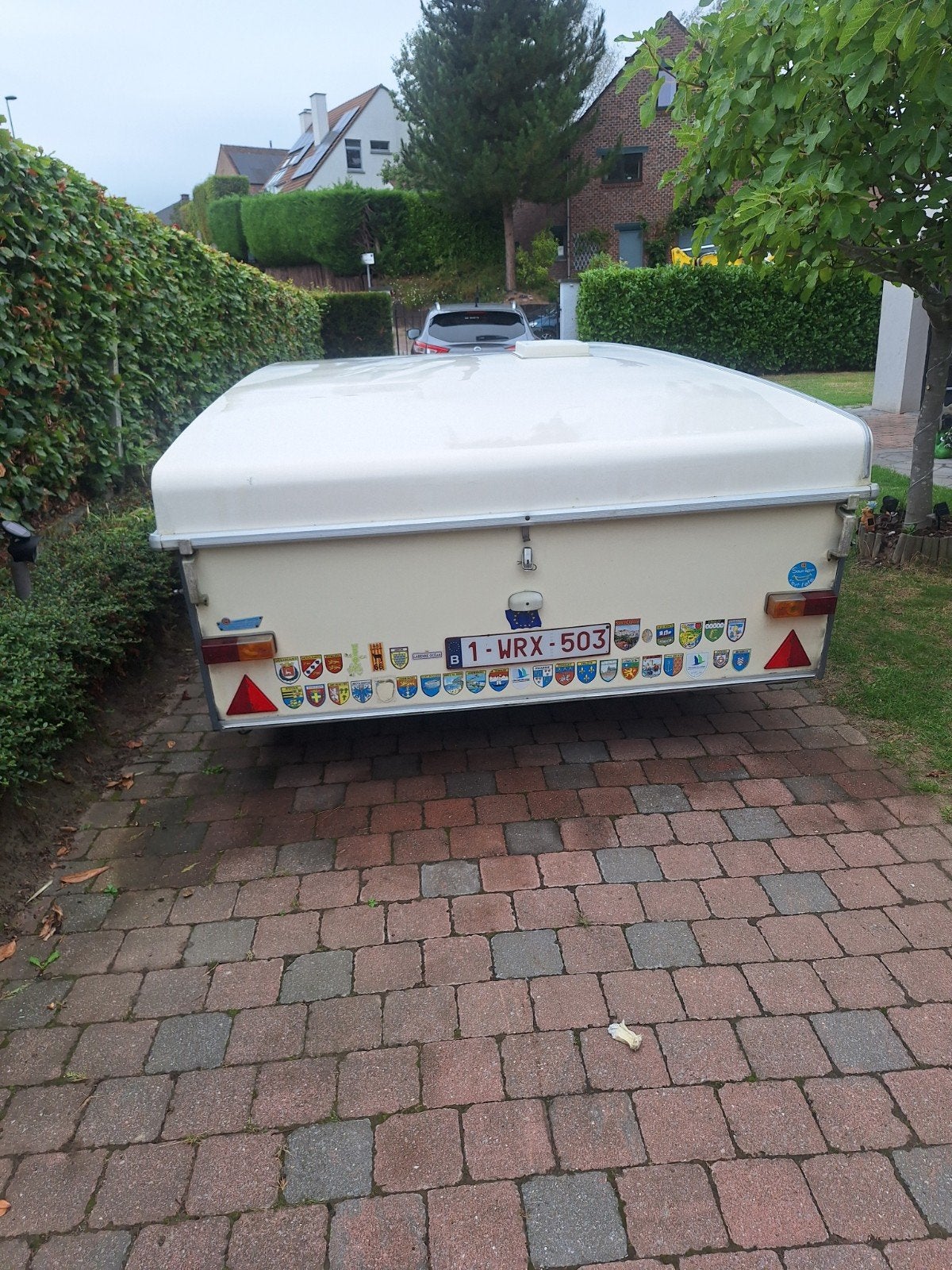 esterelle met papieren te restaureren, Caravans en Kamperen, Ophalen