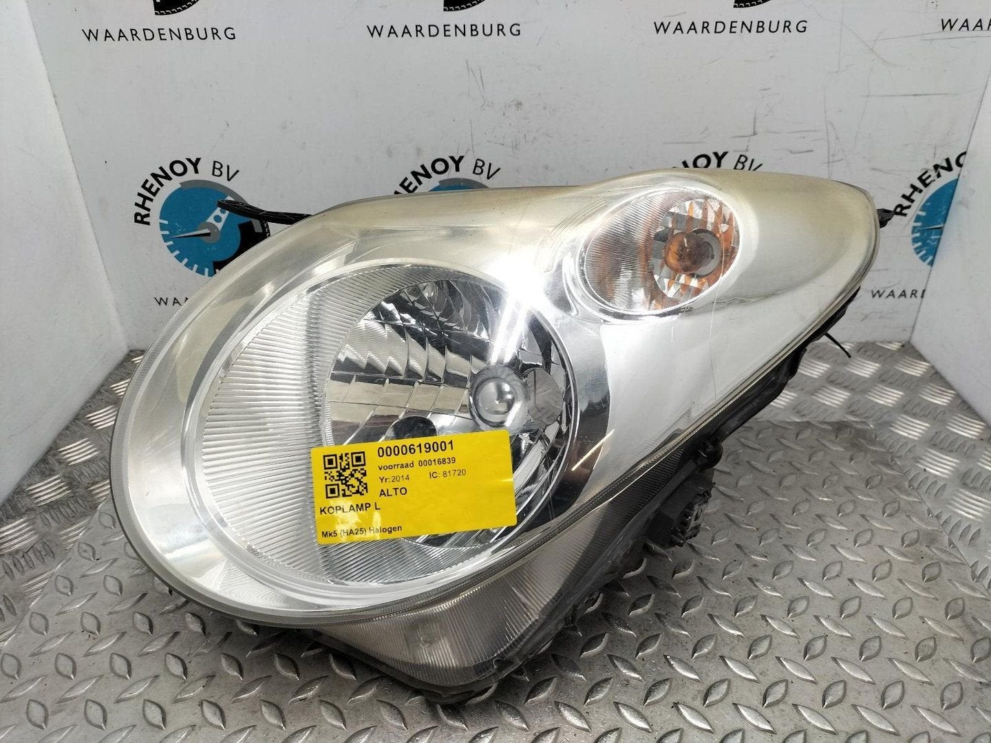 SUZUKI ALTO 1.0 Comfort EASSS  KOPLAMP L 2014, Auto-onderdelen, Ophalen of Verzenden, Gebruikt, ARN erkend