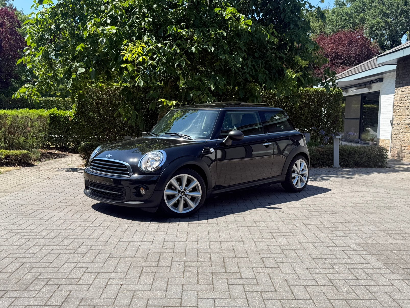 Mini One - 119.256 km – Panodak – Zetelverwarming, Auto's, Mini, Voorwielaandrijving, Stof, Zwart, 4 cilinders