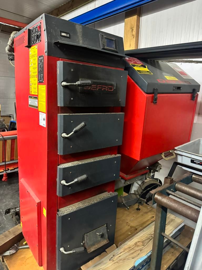 Allesbrander en pelletkachel in 1, Ophalen, Zo goed als nieuw, Allesbrander