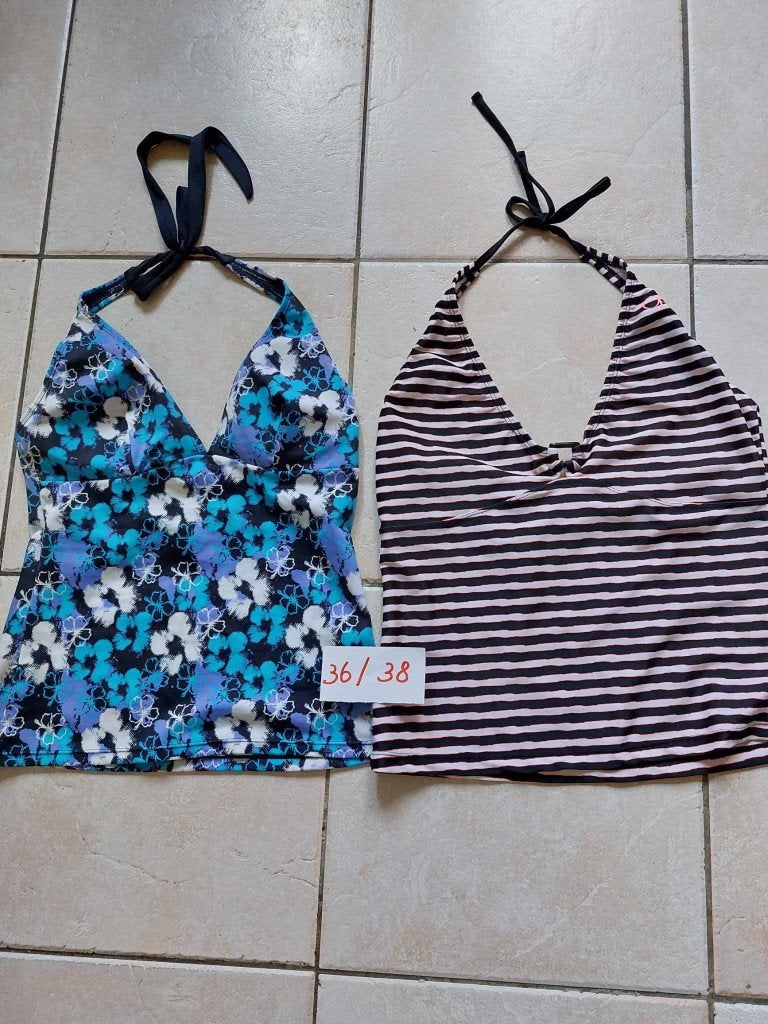 Tankini's twee stuks 36/38 aan 3 € stuk, Vêtements | Femmes, Vêtements de Bain & Maillots de Bain, Enlèvement, Comme neuf