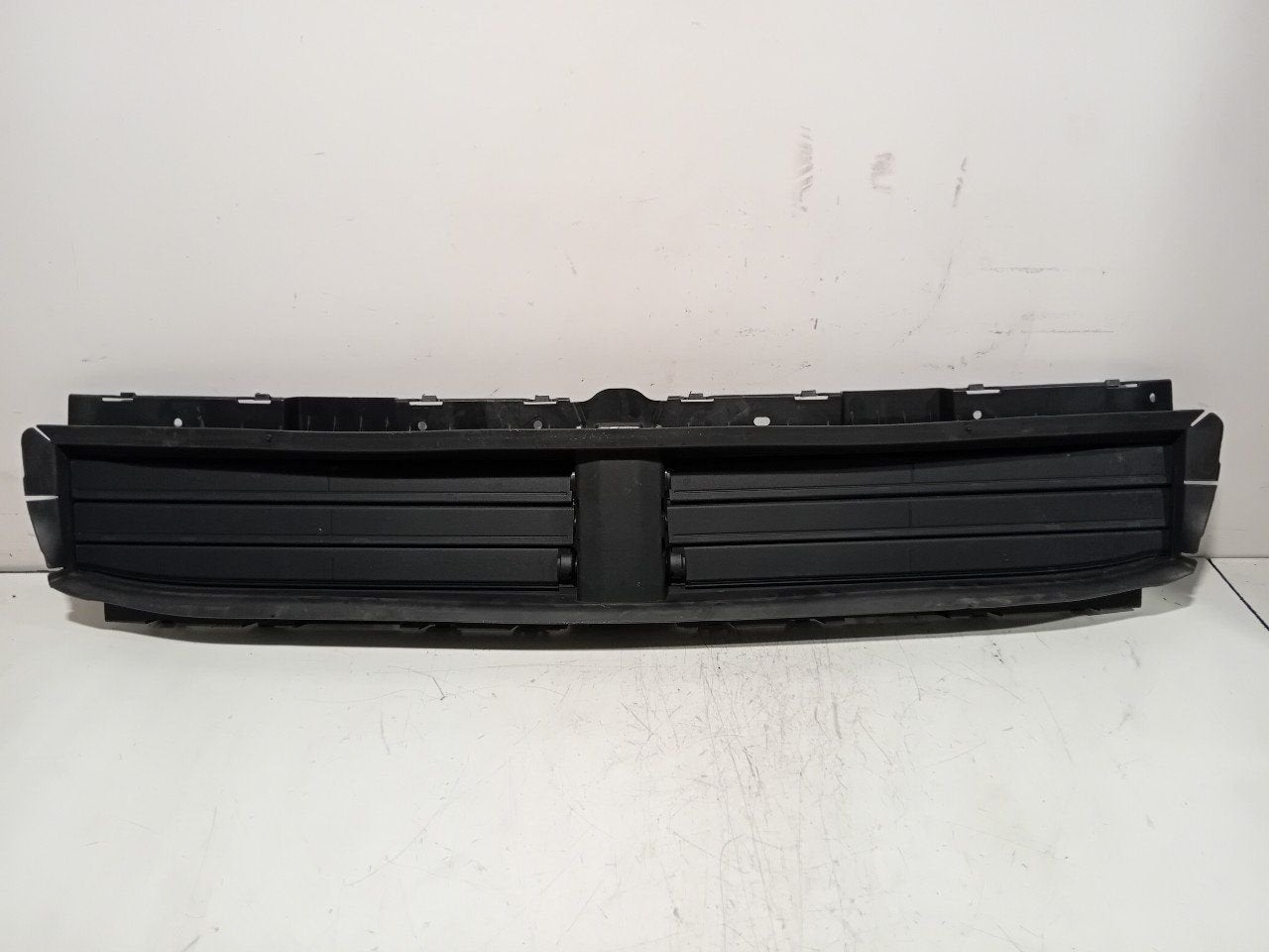 Luchtrooster BMW 2 serie, Auto-onderdelen, Onderdelen@venauto.nl, Van der Ven Autorecycling B.V., Gebruikt, Ettenseweg 76, 4706 PB Roosendaal, The Netherlands