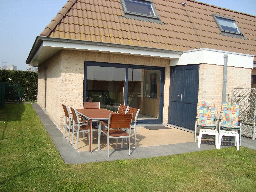 te huur, zonnig vakantiehuisje in Westende, Vakantie, Rolstoelvriendelijk, Antwerpen of Vlaanderen, Landelijk, Chalet, Bungalow of Caravan