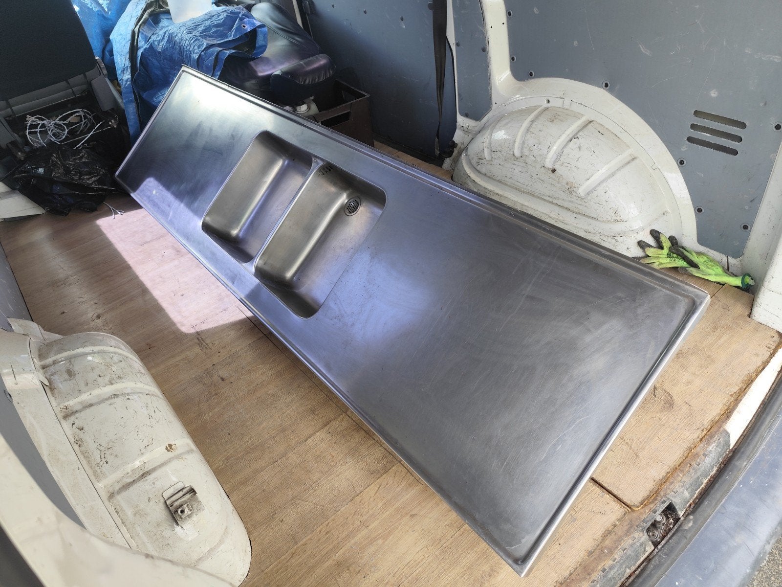 roestvrijstalen horeca spoeltafel met twee bakken, Ophalen, Gebruikt, Grijs
