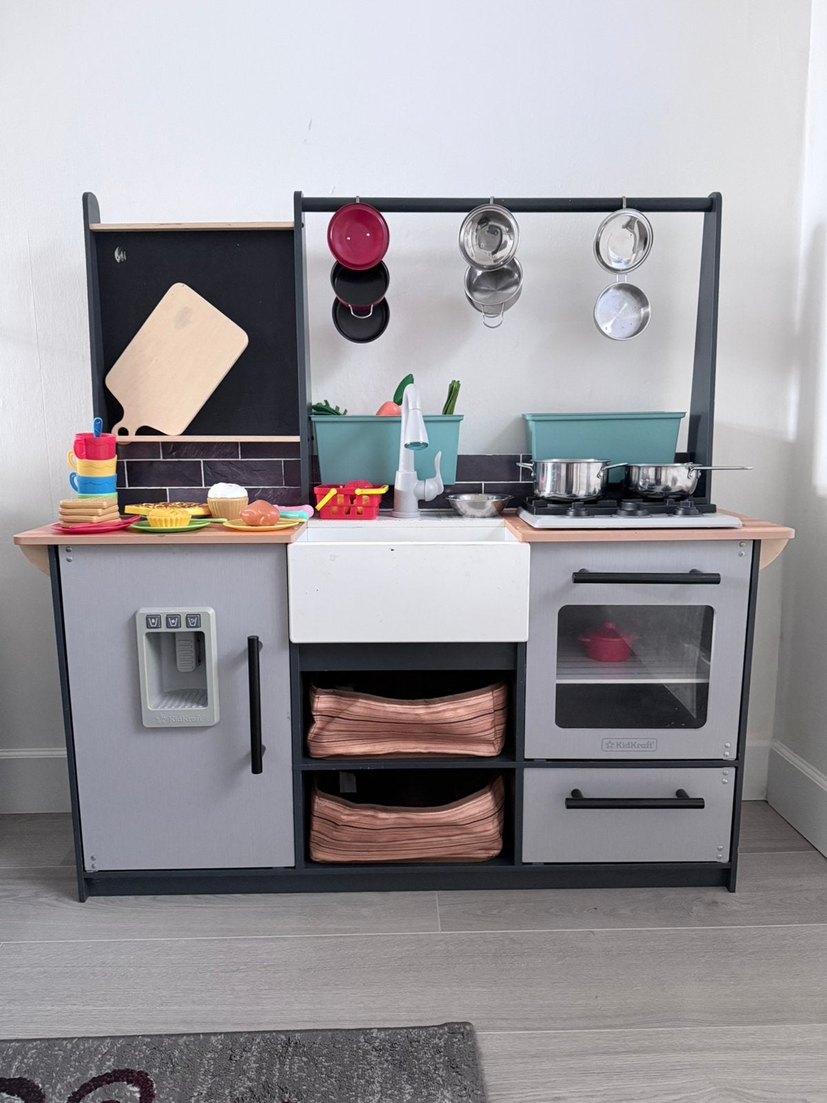 KidKraft houten speelkeuken incl. accesoires, Kinderen en Baby's, Ophalen, Gebruikt, Hout, Speelkeuken