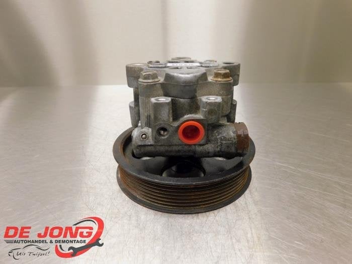 Pompe direction assistée d'un Toyota Avensis, -, 3 mois de garantie, Toyota, Utilisé