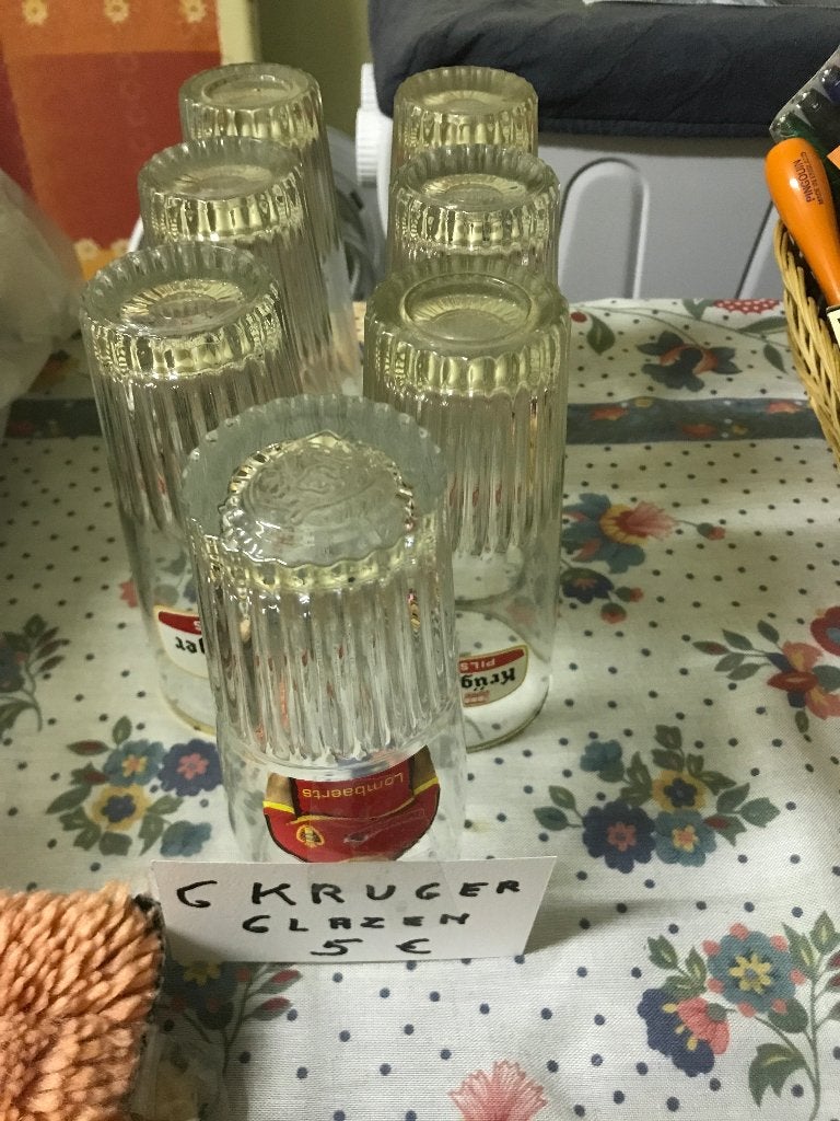 6 KRIJGER GLAZEN +1 MET VOETBALLER GRATIS, Enlèvement, Comme neuf, Verre à bière