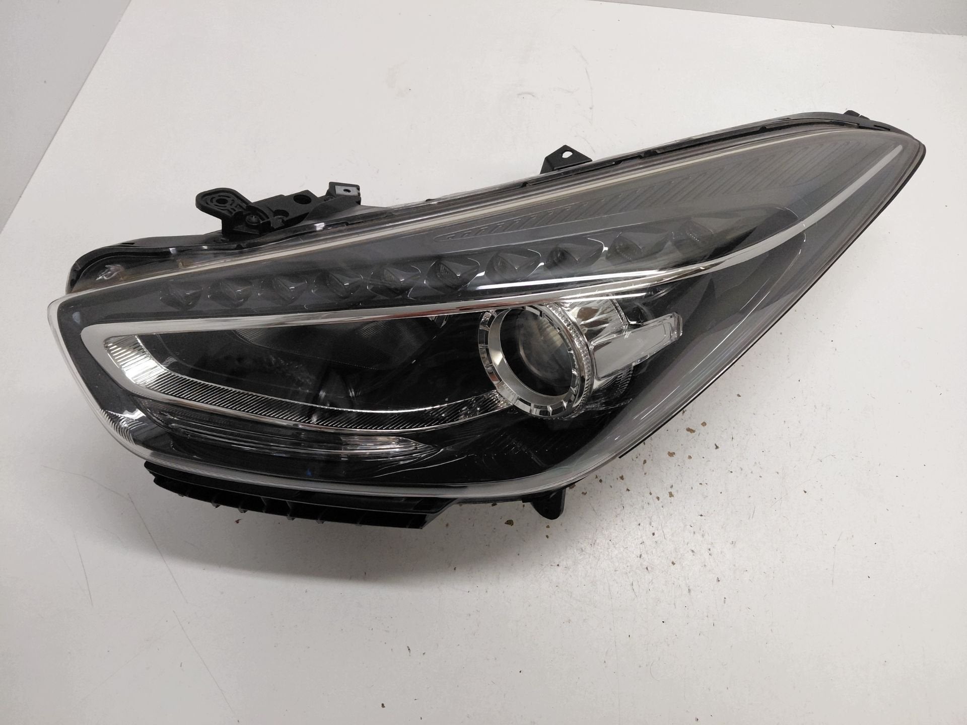 Phare gauche Hyundai i40 92101-3Z530, Heolleung-ro 12
06797  Seoul, Info@hyundai.com, Utilisé, Hyundai