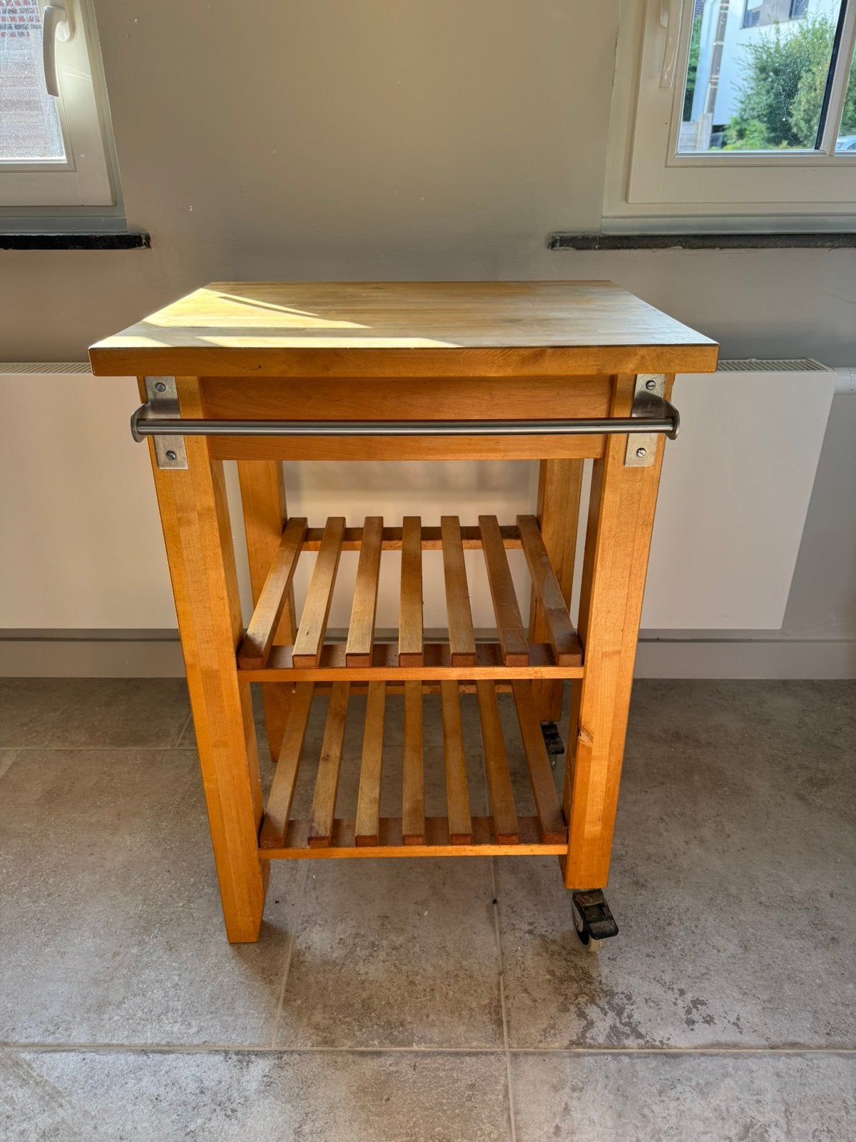 Opbergeenheid voor de keuken, Ophalen, Zo goed als nieuw