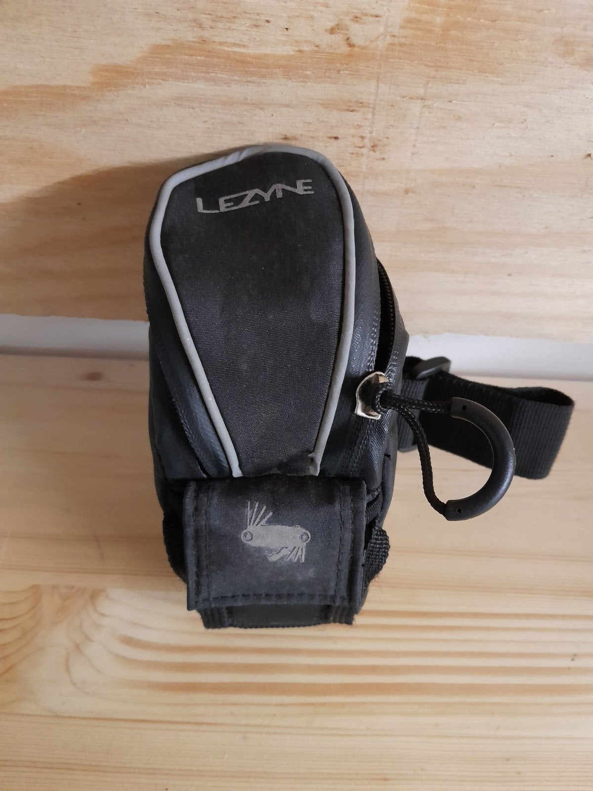 Selles Lezyne