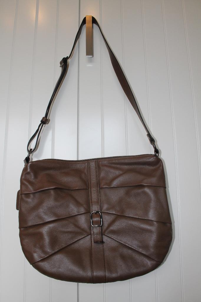 Bruine handtas Yves Renard, Handtassen en Accessoires, Ophalen of Verzenden, Gebruikt, Bruin, Handtas