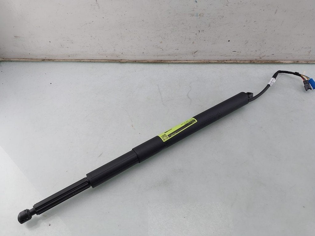 MOTEUR DE HAYON BMW 5 serie Touring (G31) (01-2017/05-2022), Haillon arrière, Utilisé, BMW, Petuelring 130
80809  München, DE