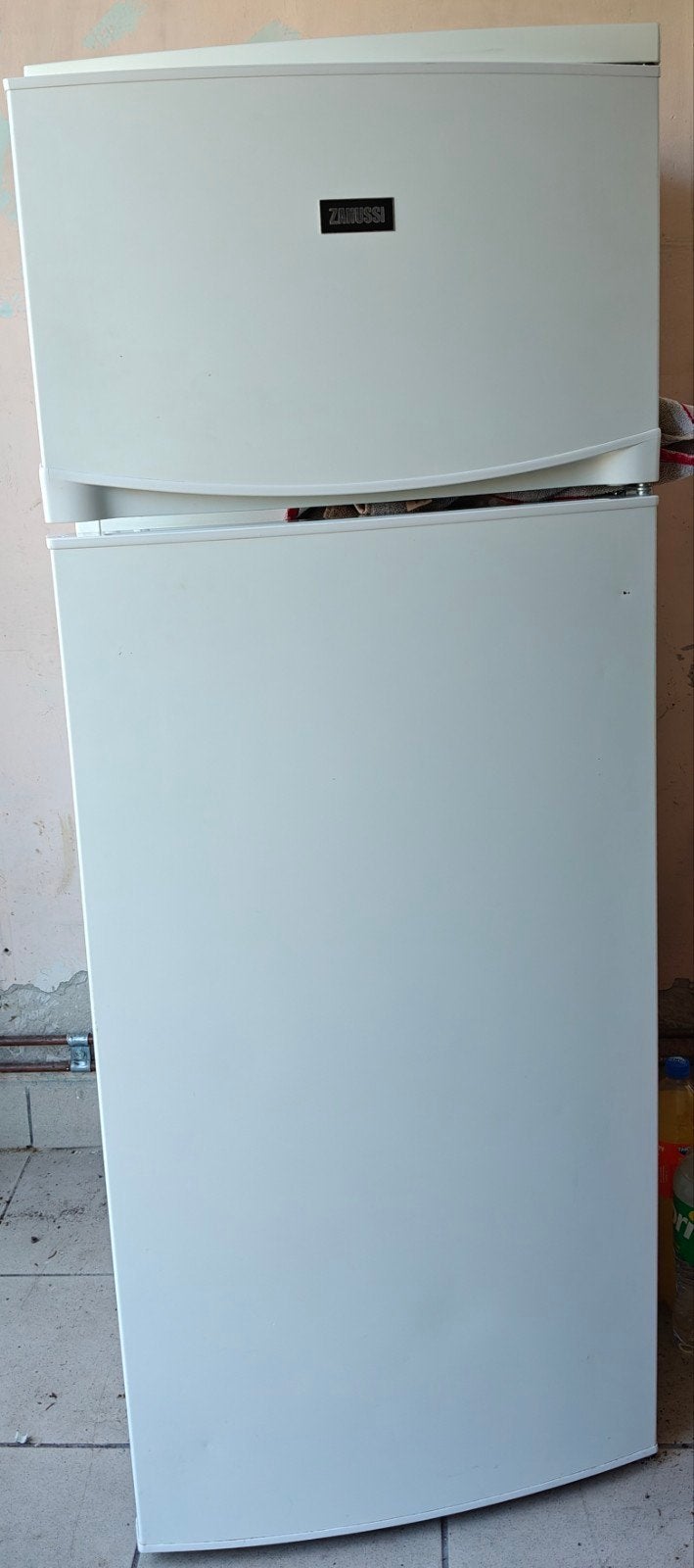 Zanussi koel-vriescombinatie, Ophalen, 150 tot 200 liter, Gebruikt, Met aparte vriezer