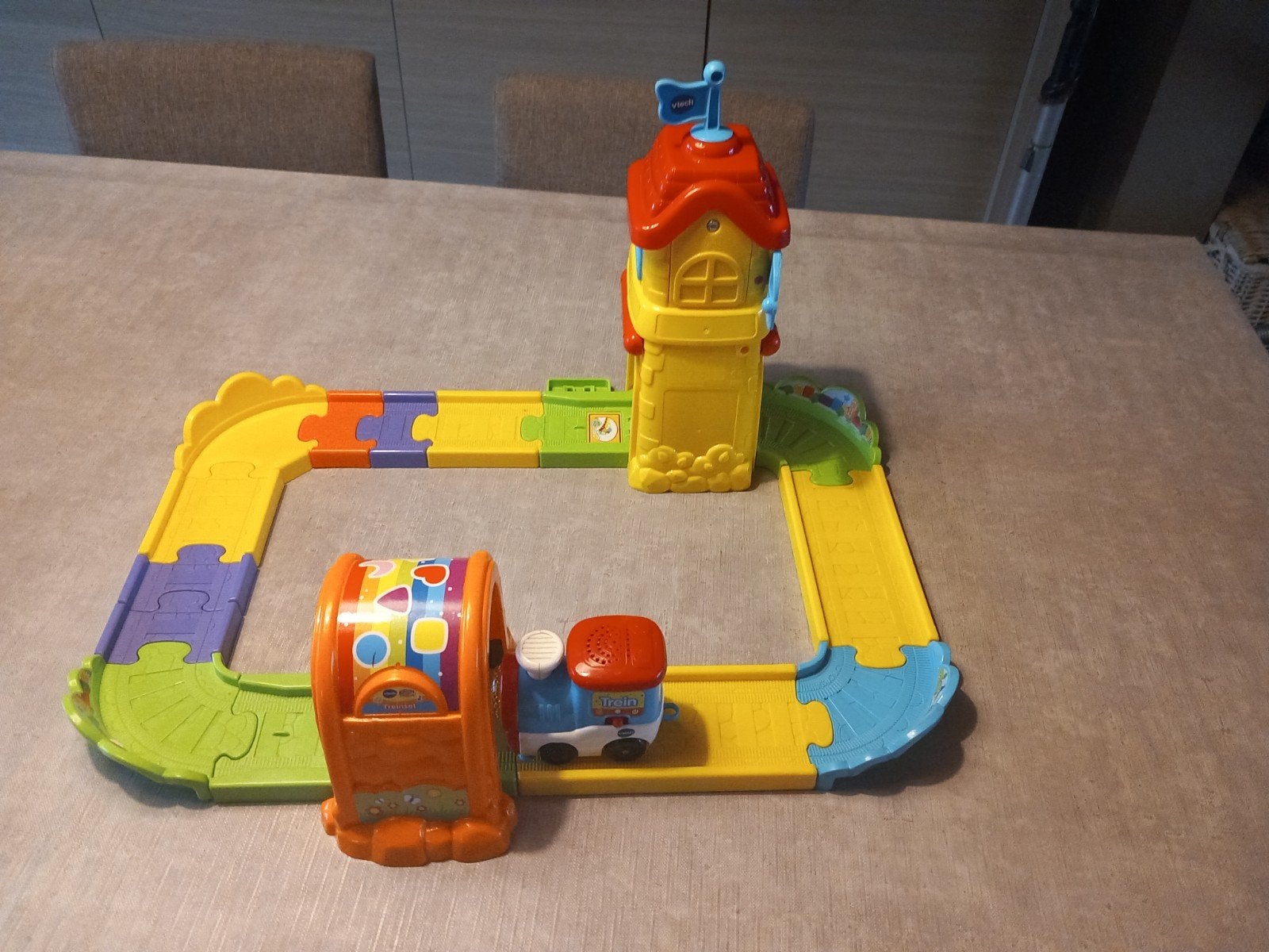 treinset toet toet auto's vtech, Enfants & Bébés, Jouets | Vtech, Enlèvement