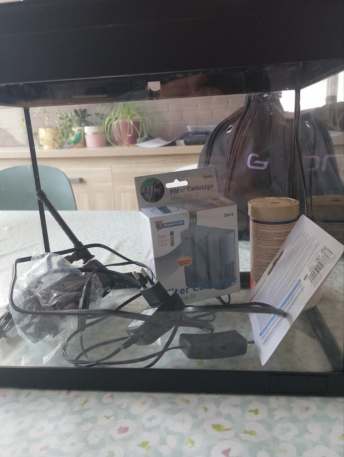 aquarium 20liter met voeding en filter, Dieren en Toebehoren, Ophalen, Zo goed als nieuw, Filter
