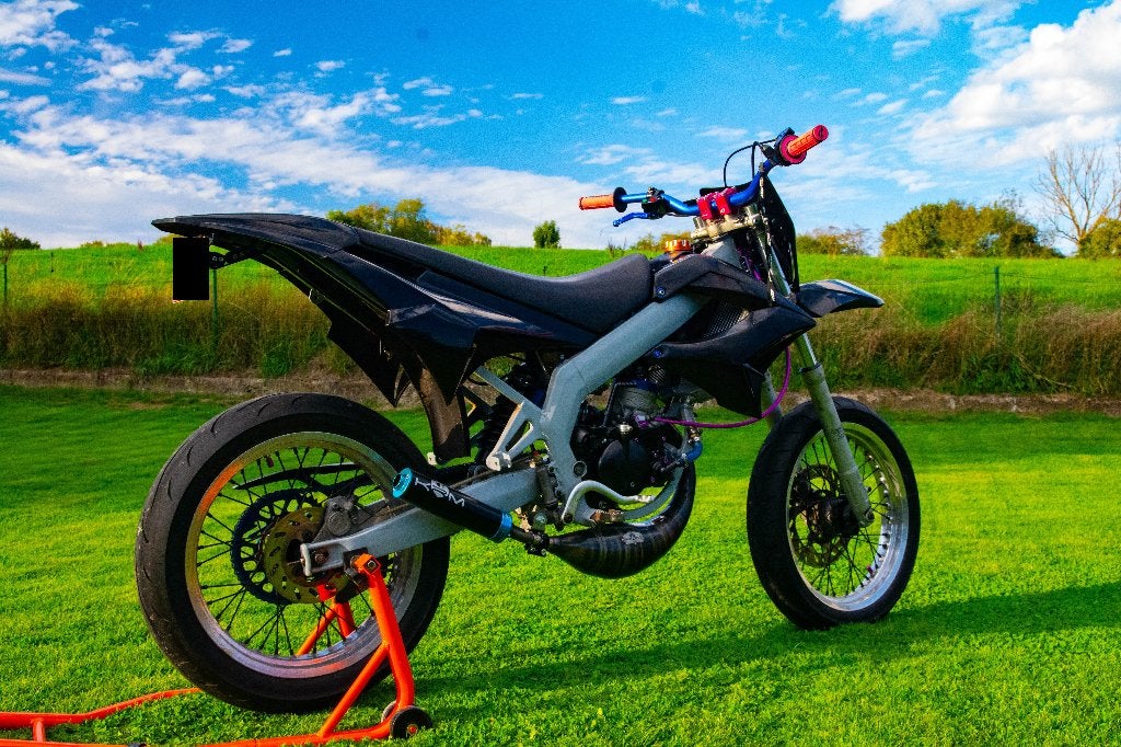 Derbi Senda 2005 LIRE LA DESCRIPTION, Motos, Enlèvement, 1 cylindre