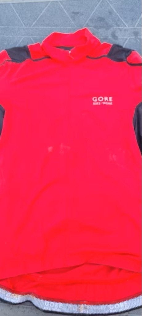 rode fietsshirt Gore Bike Wear maat medium - large, Fietsen en Brommers, Gebruikt, Gore-Tex, Kinderen, Ophalen of Verzenden