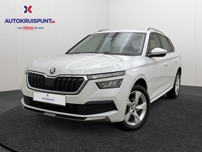 Skoda Kamiq 1.0 TSI Ambition Carplay Zetelverwarming PDC GPS, Auto's, Stof, Gebruikt, 95 pk, Wit