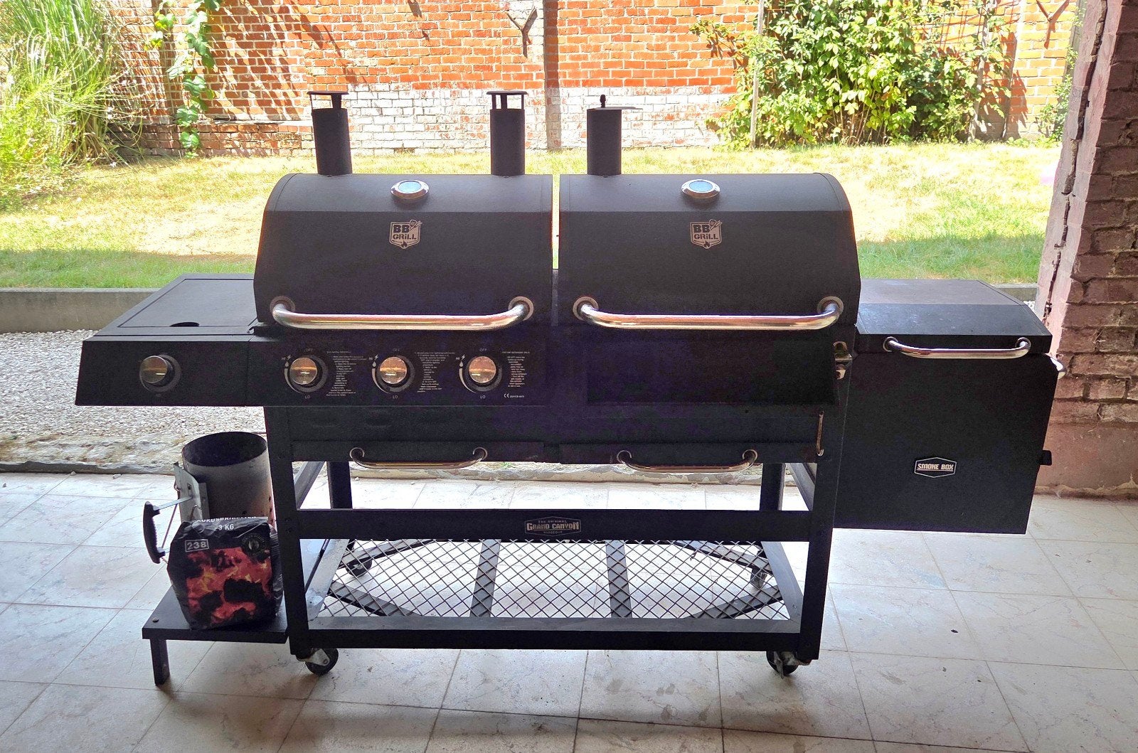 BBGrill Grand Canyon Gas & Houtskool BBQ / Buitenkeuken, Tuin en Terras, Ophalen
