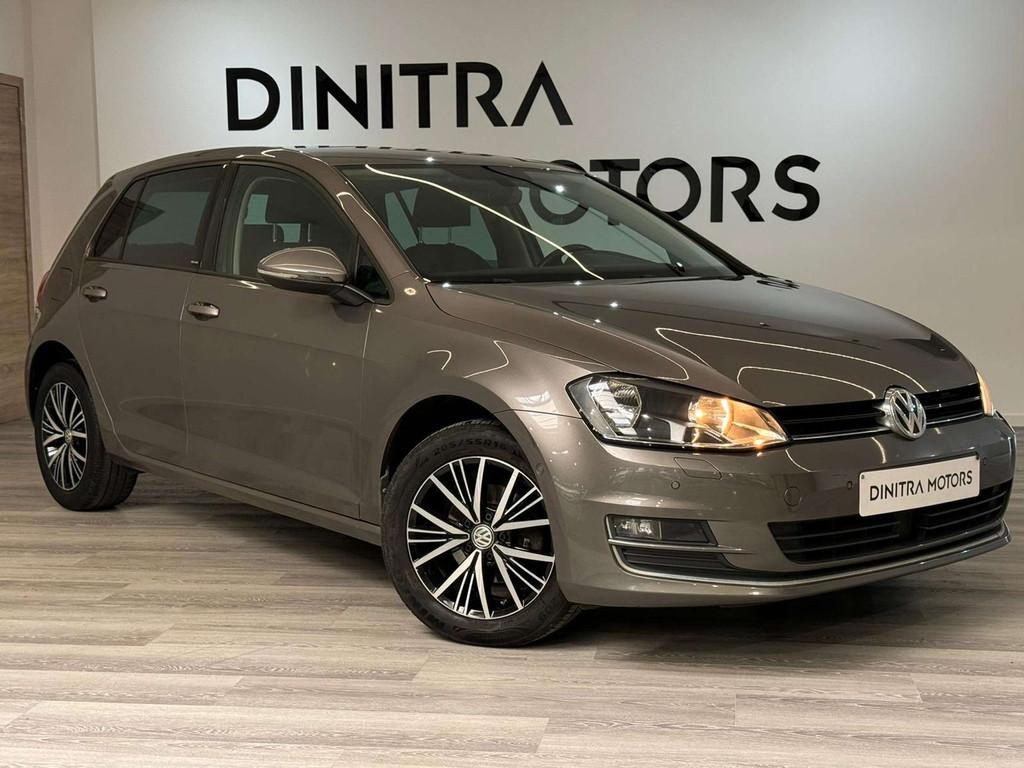 Volkswagen Golf 1.2 TSI Allstar - Navi/Cruise/Zetelvw/Autopa, Auto's, Volkswagen, Stof, Gebruikt, 4 cilinders, Bedrijf