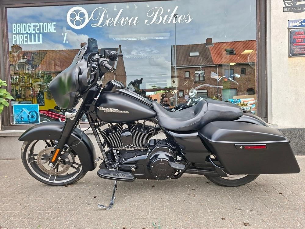 Harley FLHX Streetglide- 2014- 19578 km, Motoren, 1688 cc, 2 cilinders, Meer dan 35 kW, Toermotor
