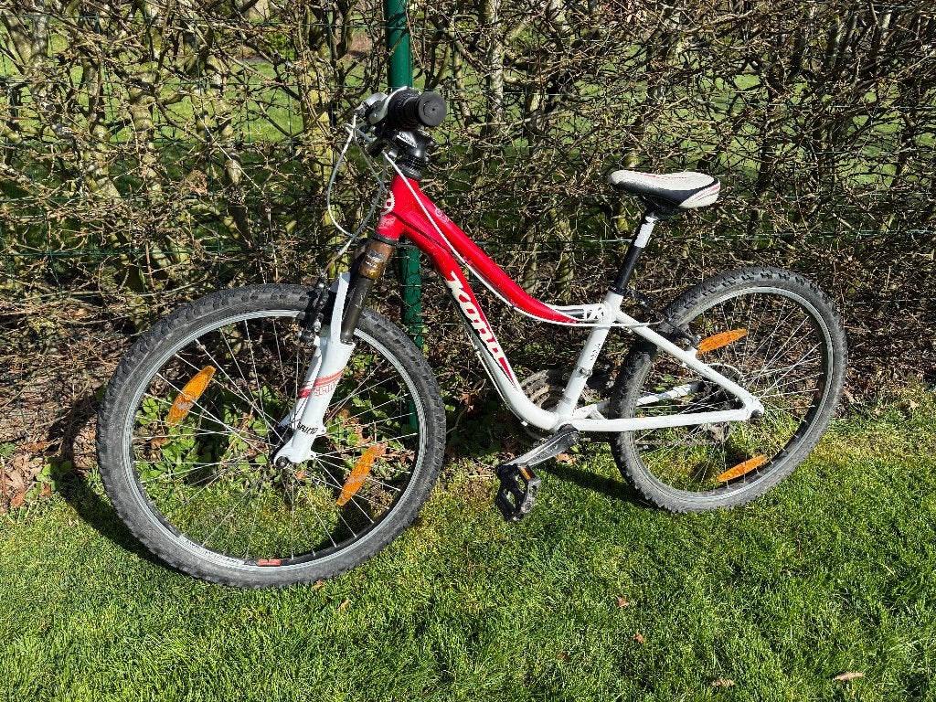 VTT Kona Hula 24“ avec fourche Spinner, Autres marques, Frein à tambour, Enlèvement, Utilisé
