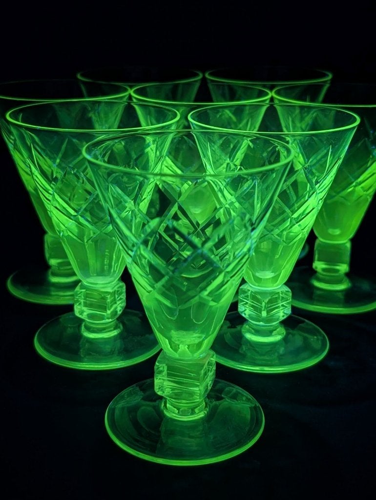 8x "Vietnam" Glasses Art Déco Made in Belgium, Antiek en Kunst, Antiek | Glaswerk en Kristal, Verzenden