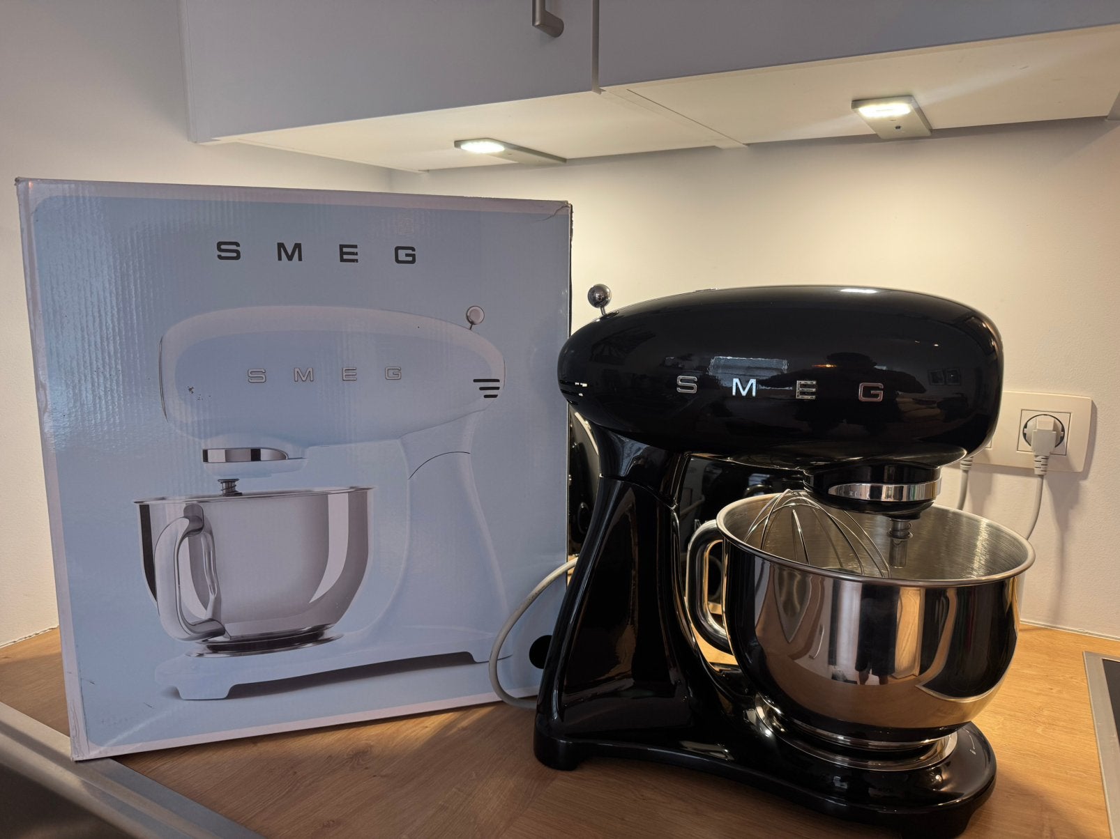 ROBOT SMEG COMME NEUF, Enlèvement, Comme neuf