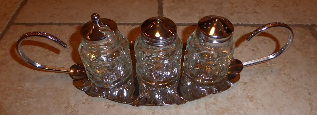 Salière, poivrière et pot à moutarde élégants, Enlèvement, Comme neuf, Pichet